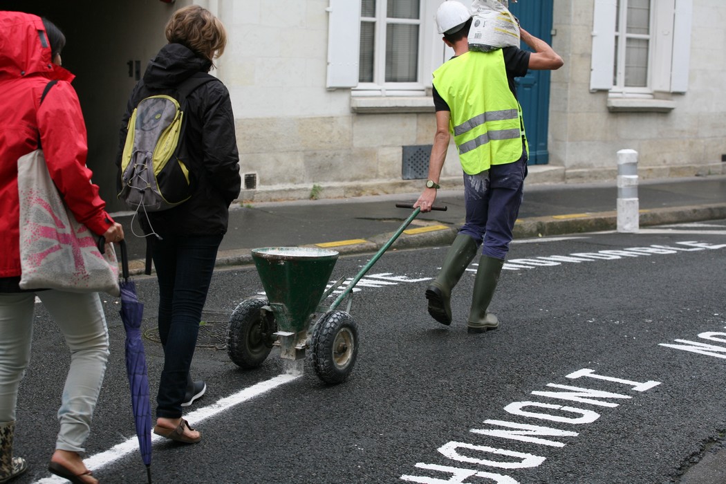 Jour inondable marcher sur la ligne du ppri polau la folie kilometre pascal lordon 2012 c